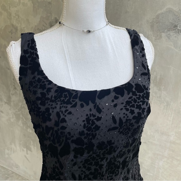 Vintage 90s Black Velvet Floral Gothic Top - Picture 2 of 3